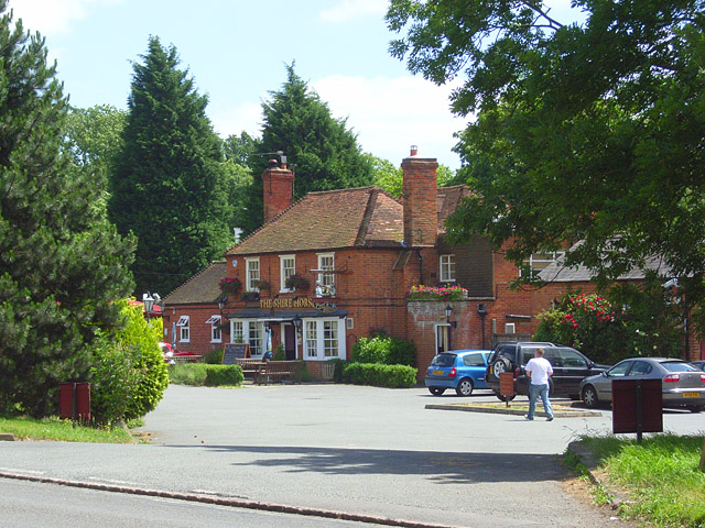 The Shire Horse pub, Woolley Green © Andrew Smith cc-by-sa/2.0 ...