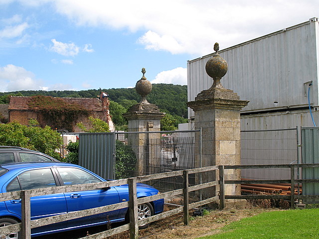 The gateway to Witcombe Park house