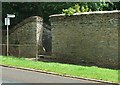 Entrance to footpath in Croughton Road Aynho