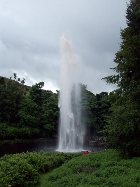 Fountain, Castle Carr