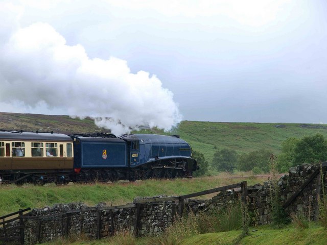 Sir Nigel Gresley on the North Yorkshire Moors Railway
