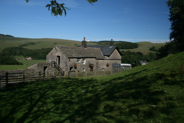 New Laund Farm © Peter Bond :: Geograph Britain and Ireland