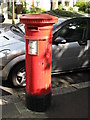 "Anonymous" (Victorian) postbox, Stanford Avenue