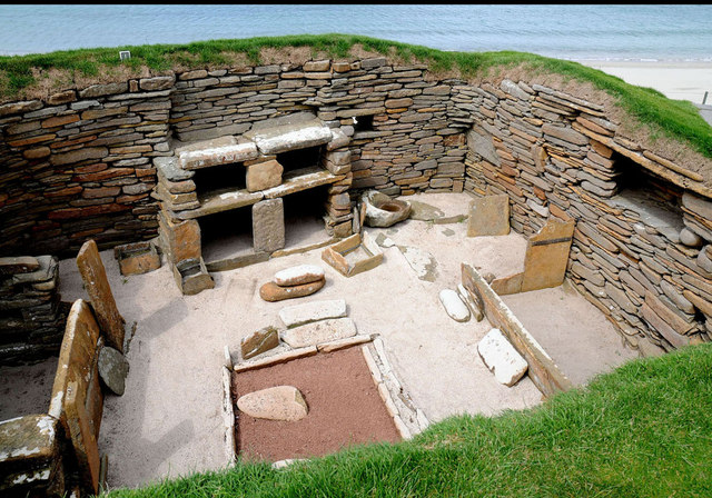 Skara Brae © Malcolm Morris cc-by-sa/2.0 :: Geograph Britain and Ireland