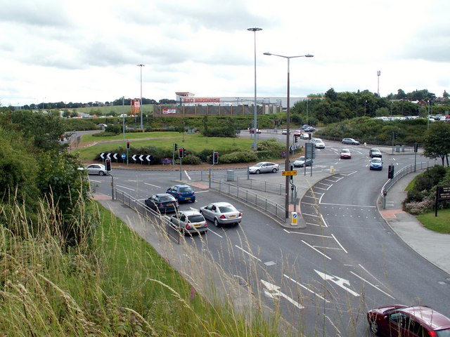 Stairfoot Roundabout © John Fielding cc-by-sa/2.0 :: Geograph Britain ...