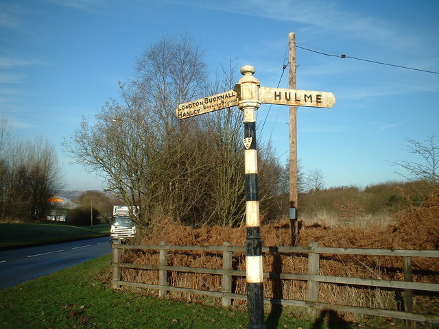 Old signpost at Hulme Road junction