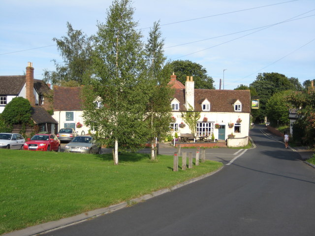 The Village Inn, Twyning © Philip Halling cc-by-sa/2.0 :: Geograph ...