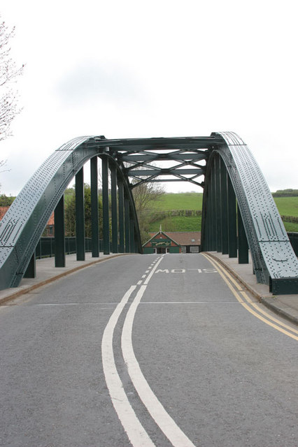 Bridge over the Esk at Ruswarp