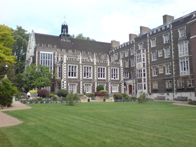 Middle Temple Gardens, London © Danny P Robinson :: Geograph Britain ...