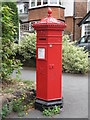 Penfold postbox, The Beeches Avenue