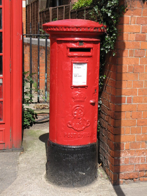 Edward VII postbox, Devonshire Road, SE23