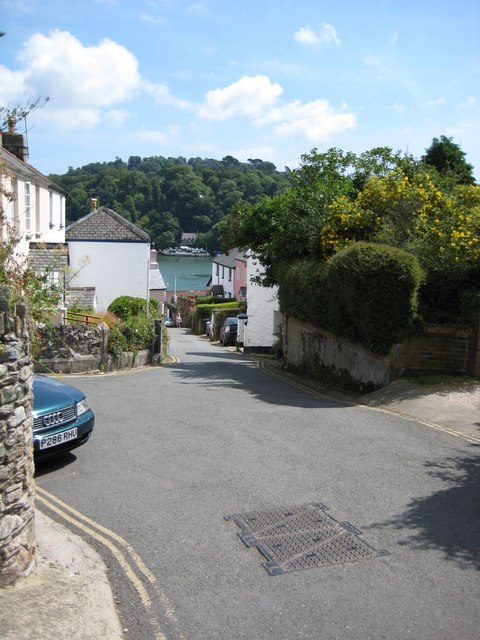 Down Dittisham hill with Greenway quay visible across the Dart