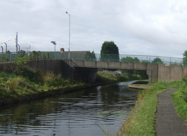 Wyrley & Essington Canal - Deans Road Bridge