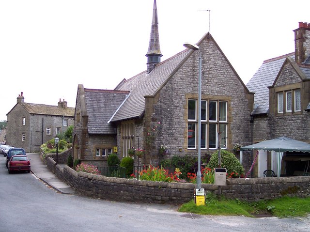 School buildings in Langcliffe © Raymond Knapman :: Geograph Britain ...