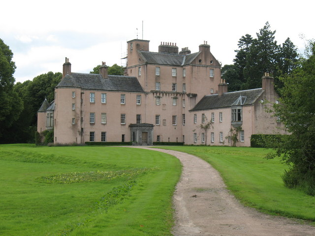 House of Monymusk © Gordon Hatton cc-by-sa/2.0 :: Geograph Britain and ...