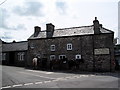 Felindre: lunchtime at The Three Horseshoes (with four horses)