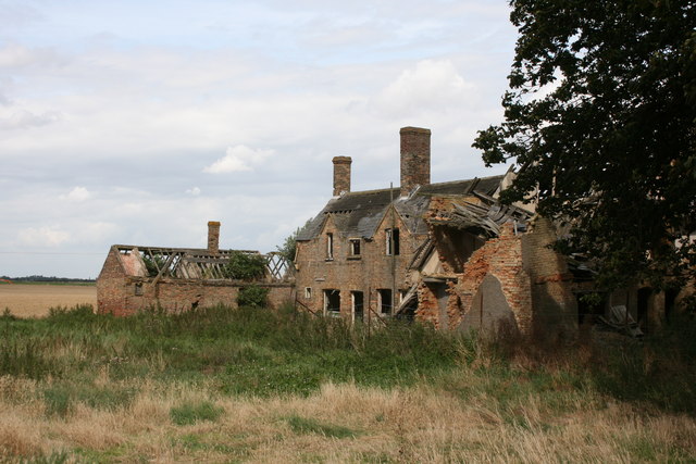 Derelict house © Adam Brookes Geograph Britain and Ireland