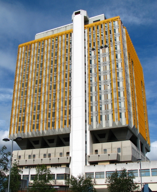 Belfast City Hospital © Rossographer Geograph Ireland