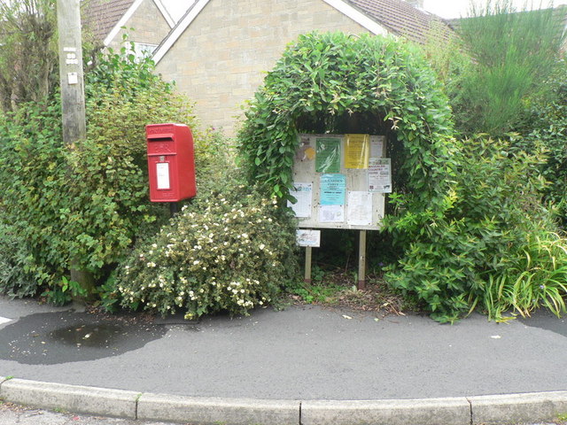 Drimpton: postbox № DT8 106 and covered noticeboard