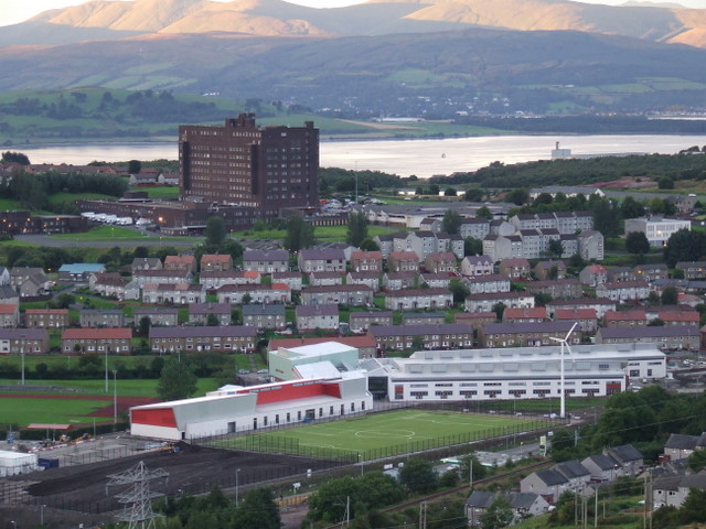 The new Inverclyde Academy © Thomas Nugent :: Geograph Britain and Ireland