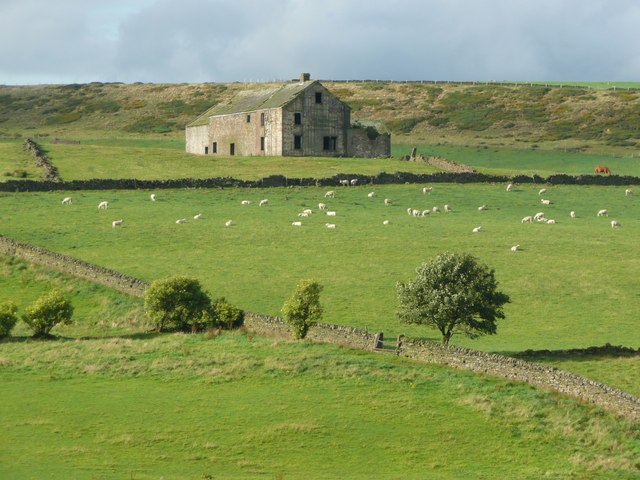 Lower Whitley Farm Crow Edge Dunford © Humphrey Bolton Geograph