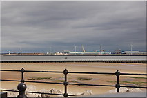 SJ3194 : The mouth of the Mersey from New Brighton by Roger Davies