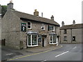 Castleton - Shop on the Bend