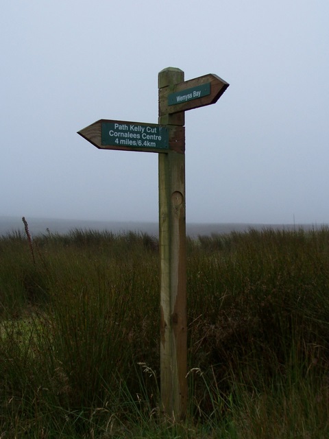 Guidepost at Kelly Reservoir © Thomas Nugent :: Geograph Britain and ...