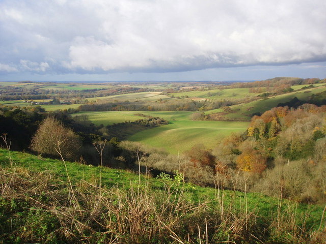 Sunny November day on Old Winchester Hill