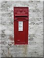 SU0108 : Horton: postbox № BH21 57, Horton Inn by Chris Downer