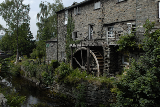 Waterwheel - Ambleside © Dave Green cc-by-sa/2.0 :: Geograph Britain ...