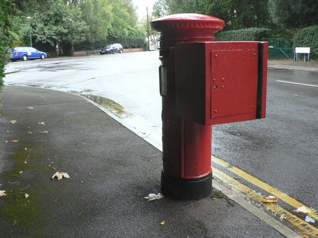 Bournemouth: postbox № BH4 204, Portarlington Road