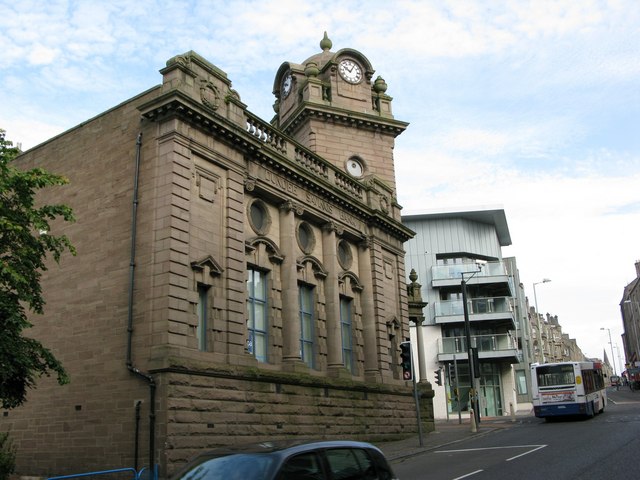 Dundee Savings Bank, Eastern Branch © Duncan David McColl cc-by-sa/2.0 ...