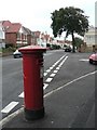 Southbourne: postbox № BH6 161, Stourcliffe Avenue