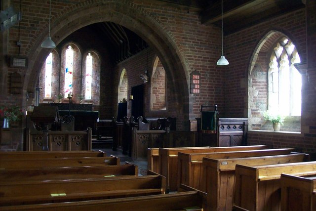 Farringdon  Church  Interior.