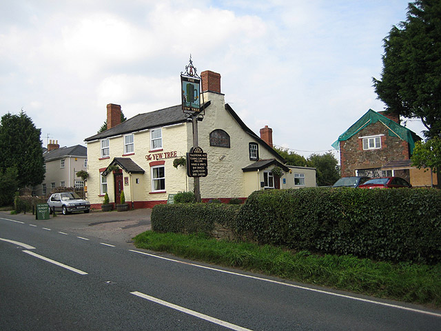 The Yew Tree Inn, Peterstow © Pauline E :: Geograph Britain and Ireland