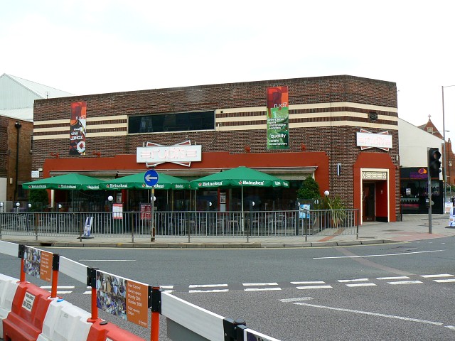 Rudi's, Regent Circus, Swindon © Brian Robert Marshall cc-by-sa/2.0 ...