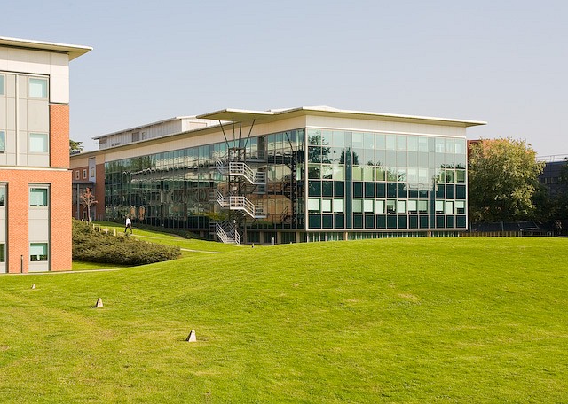 C Block, IBM Hursley Laboratory © Peter Facey cc-by-sa/2.0 :: Geograph ...