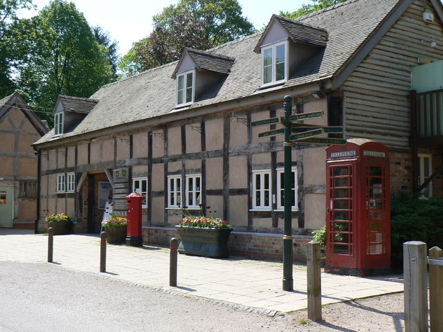 Queenswood visitor centre