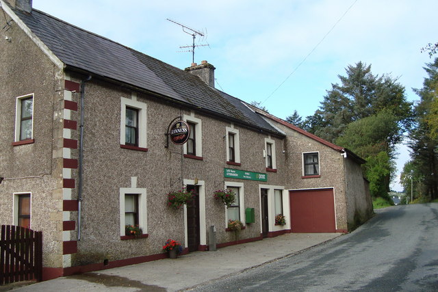 O'Neill's : Letterbarrow © louise price cc-by-sa/2.0 :: Geograph Ireland