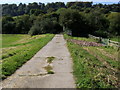 Footpath to Averingdown farm