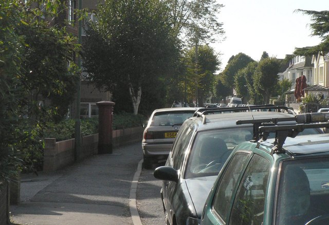 Boscombe: parked cars in Florence Road