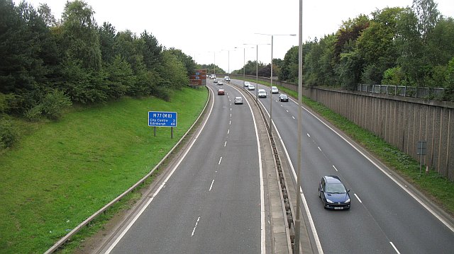 M77 © Richard Webb cc-by-sa/2.0 :: Geograph Britain and Ireland