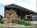 Harvest barn, New Road, approaching Marston