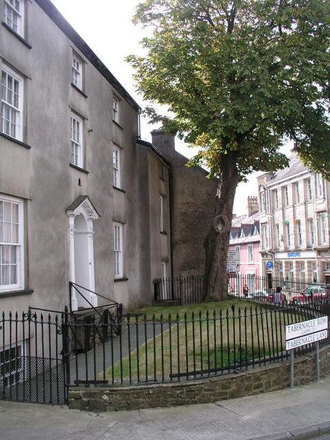 Unnamed Georgian house on the corner of Tabernacle Row