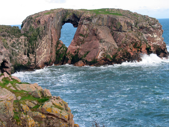 Dunbuy rock arch