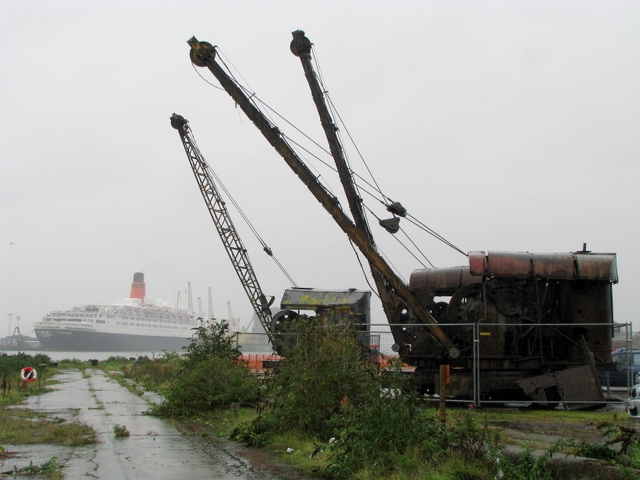 Steam cranes and ship, Belfast