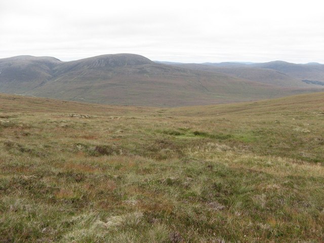 The upper eastern slopes of Tom Ban Mor