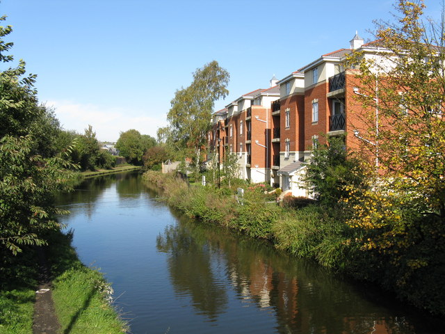Modern Apartments by the Dudley Canal, Old Hill